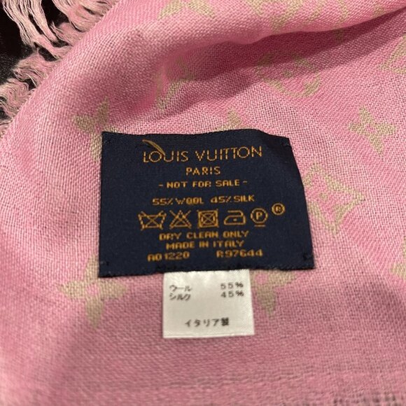 Louis Vuitton Silk/Wool Monogram Stole/Scarf/Shawl Dusty Rose (C141902) - Picture 3 of 3